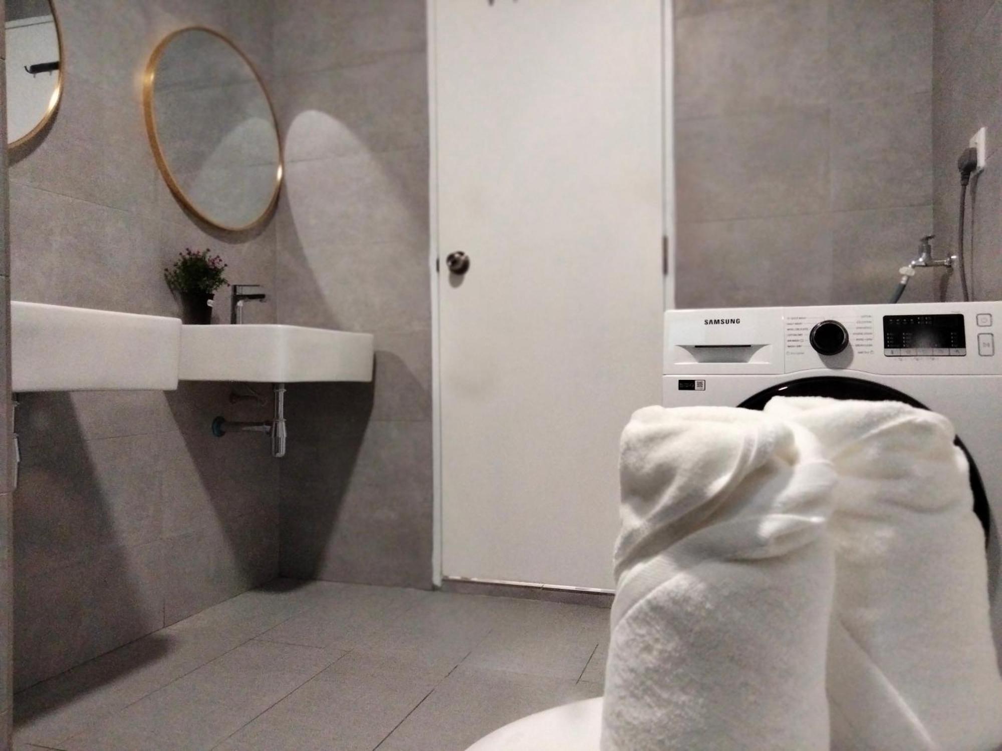 Bangsar South Botanical I Bed & Pillow Kuala Lumpur Eksteriør billede