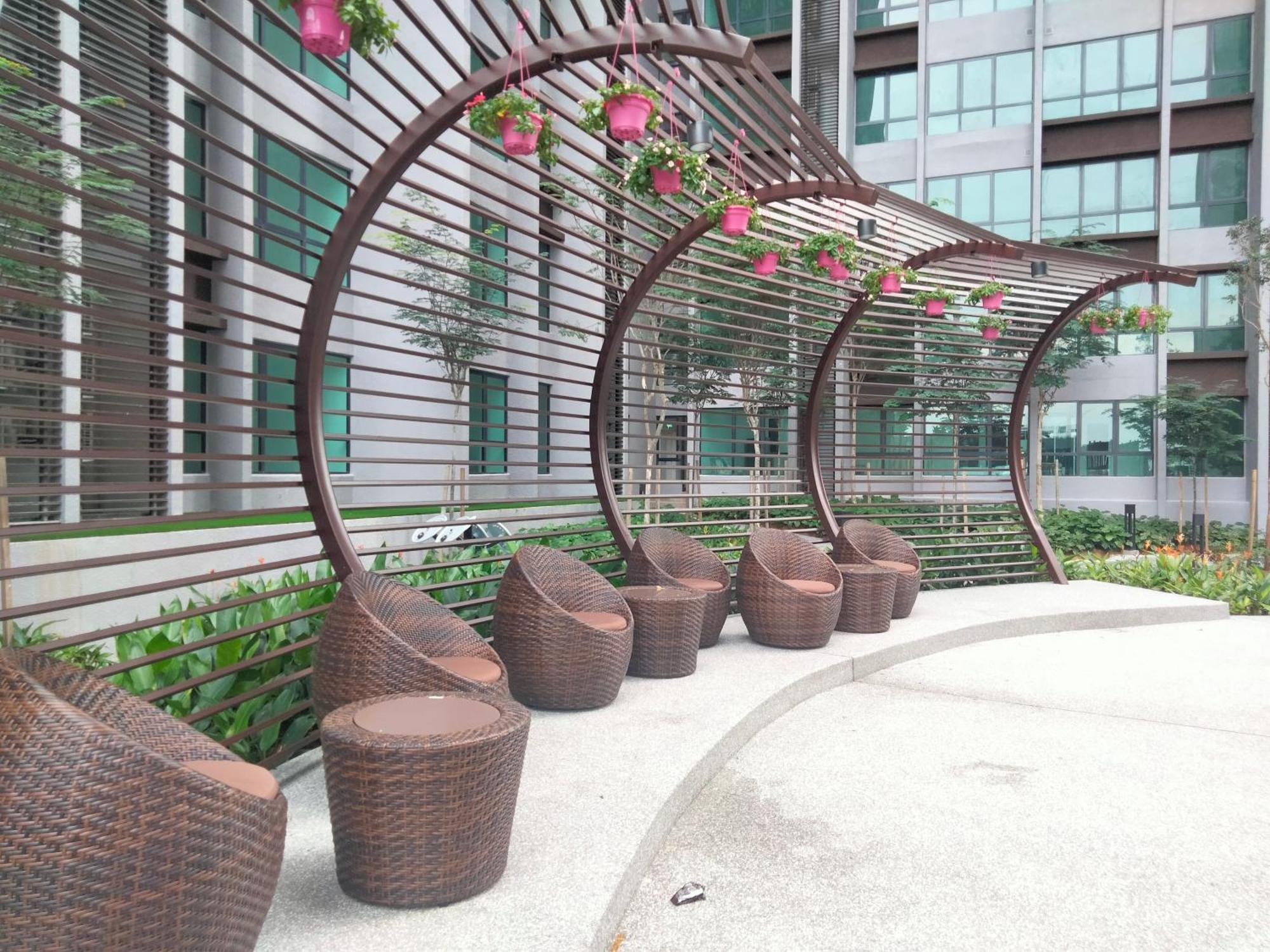 Bangsar South Botanical I Bed & Pillow Kuala Lumpur Eksteriør billede