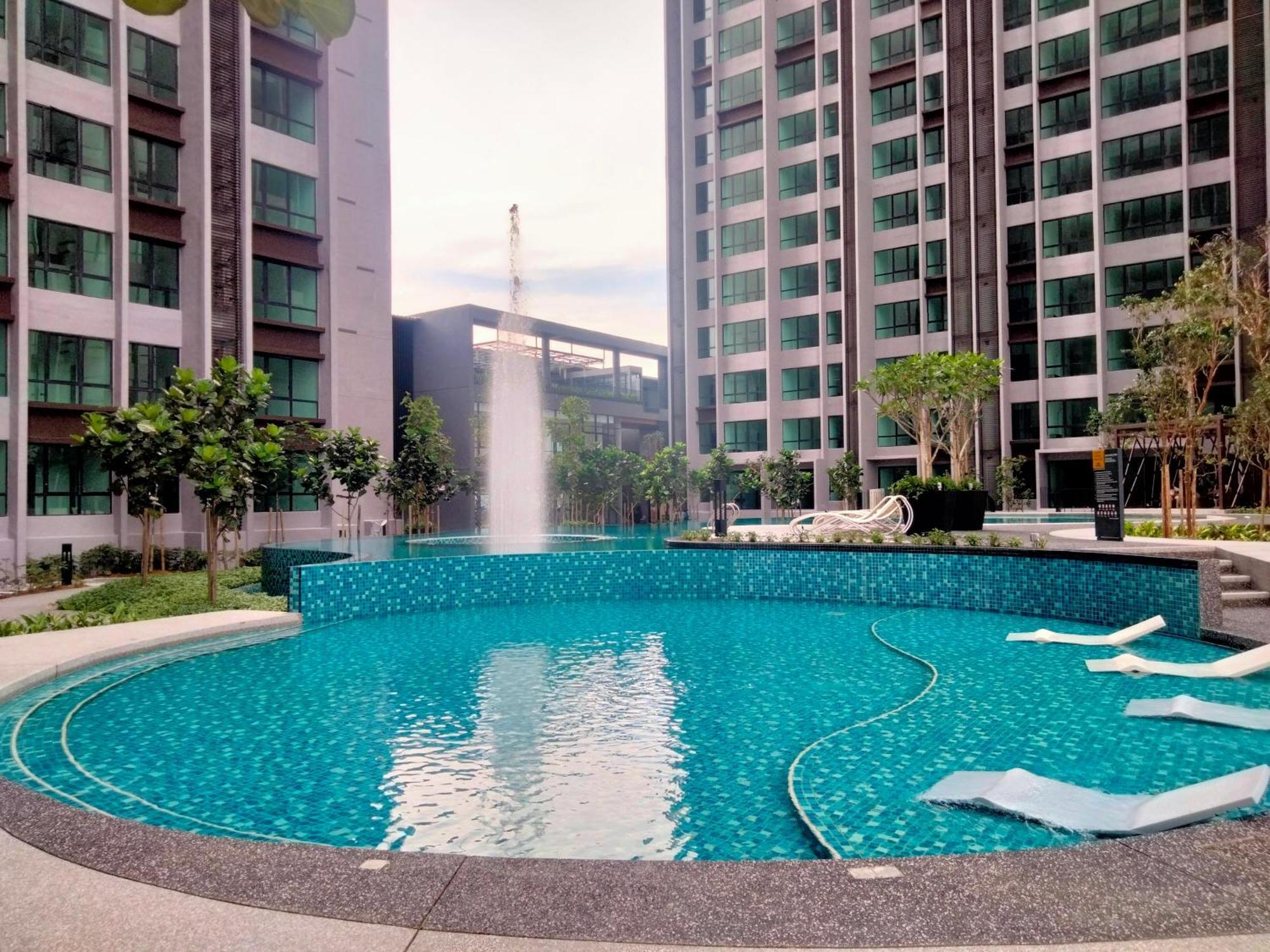 Bangsar South Botanical I Bed & Pillow Kuala Lumpur Eksteriør billede